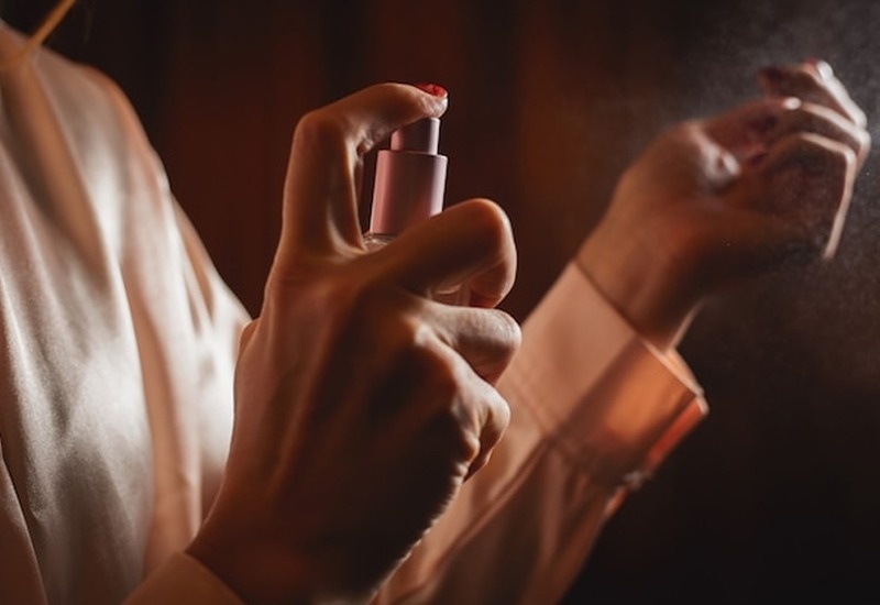 بهترین عطرهای پیشنهادی برای هدیه و قرار عاشقانه